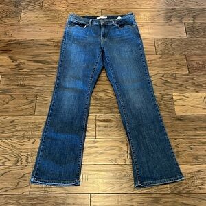 Levi’s Classic Bootcut Mid Rise Size 10